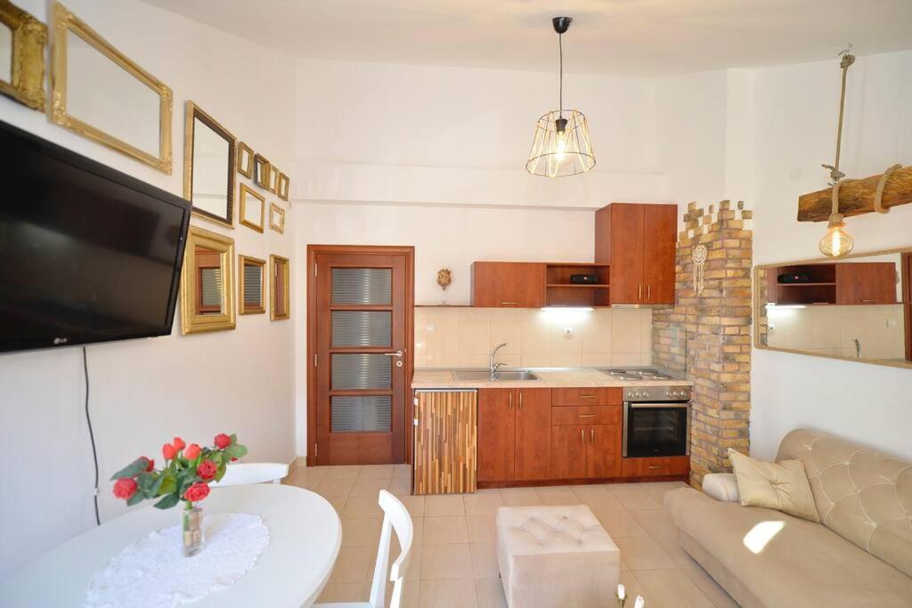 Stylish Apartment 22 Котор Екстер'єр фото