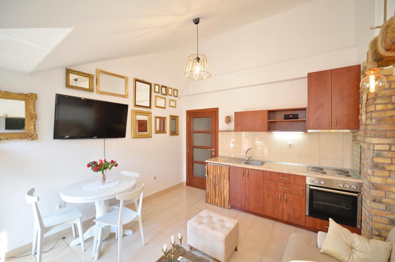 Stylish Apartment 22 Котор Екстер'єр фото